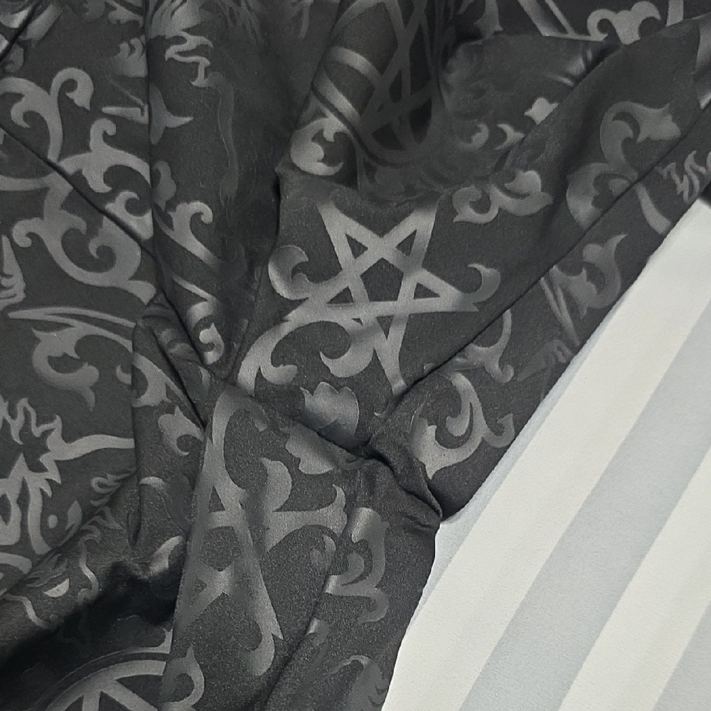Killstar Gothic Black Activewear SET - Picture 8 of 9